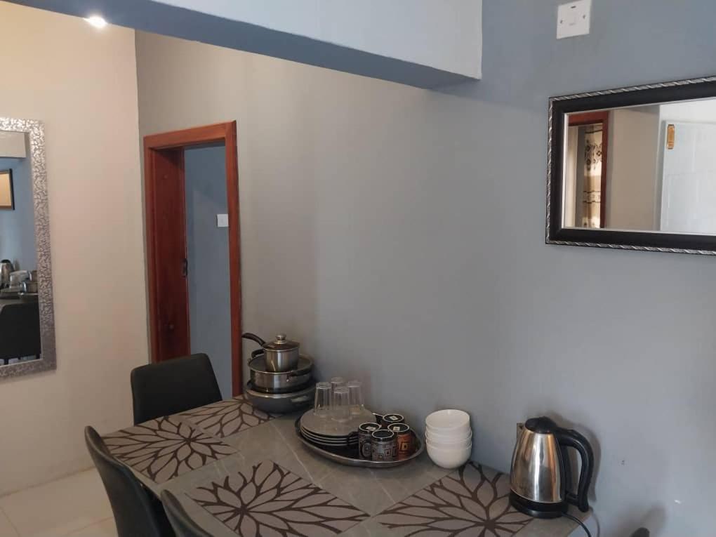 Emmrose Apartments Чингола Экстерьер фото